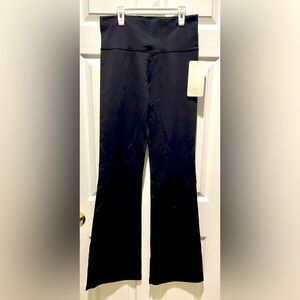 Lululemon- NWT- New with Tags- Size- 8 Tall- Groove Pant III*T